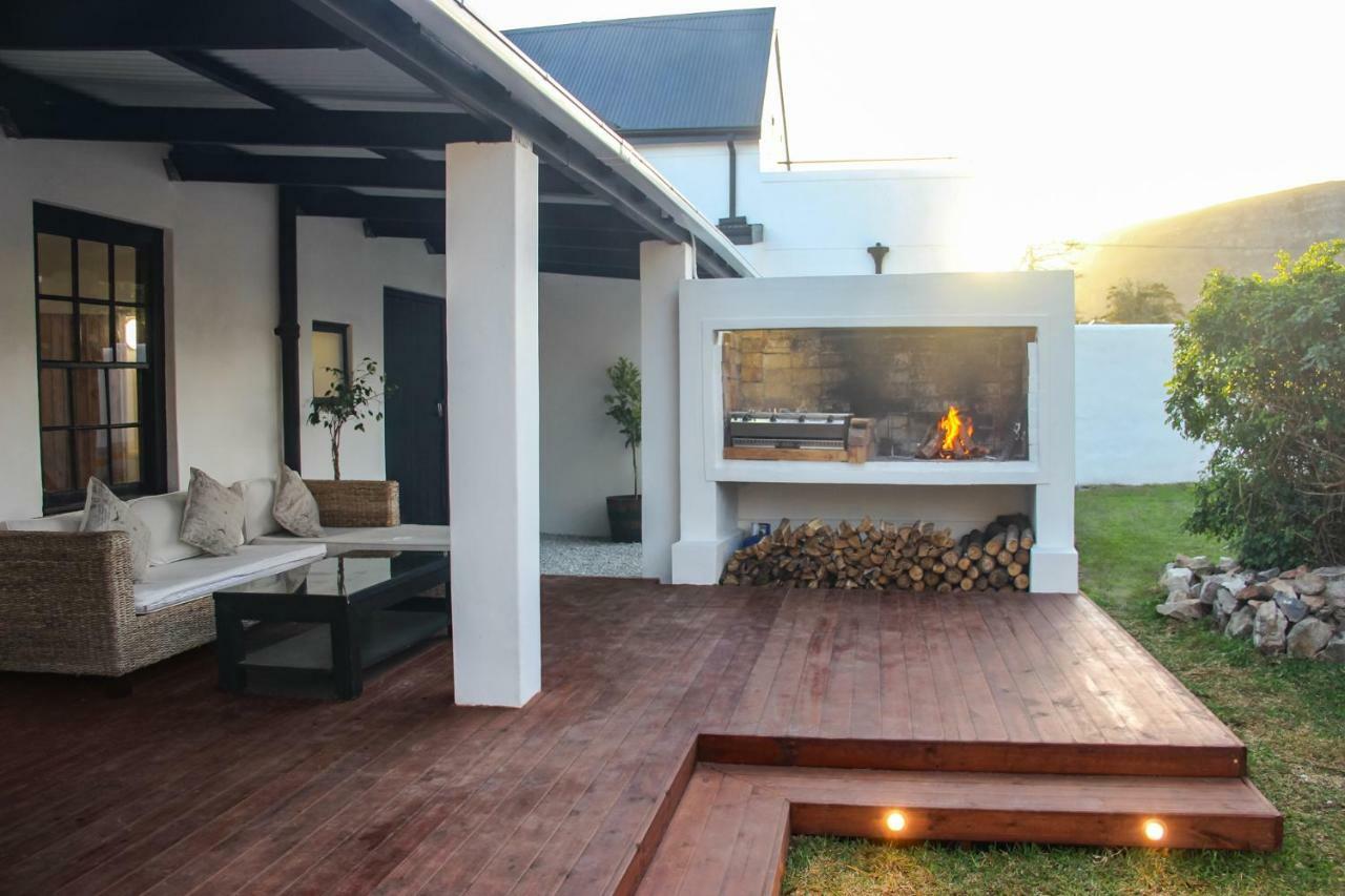 Langbaai Beach Cottage Hermanus Exterior photo